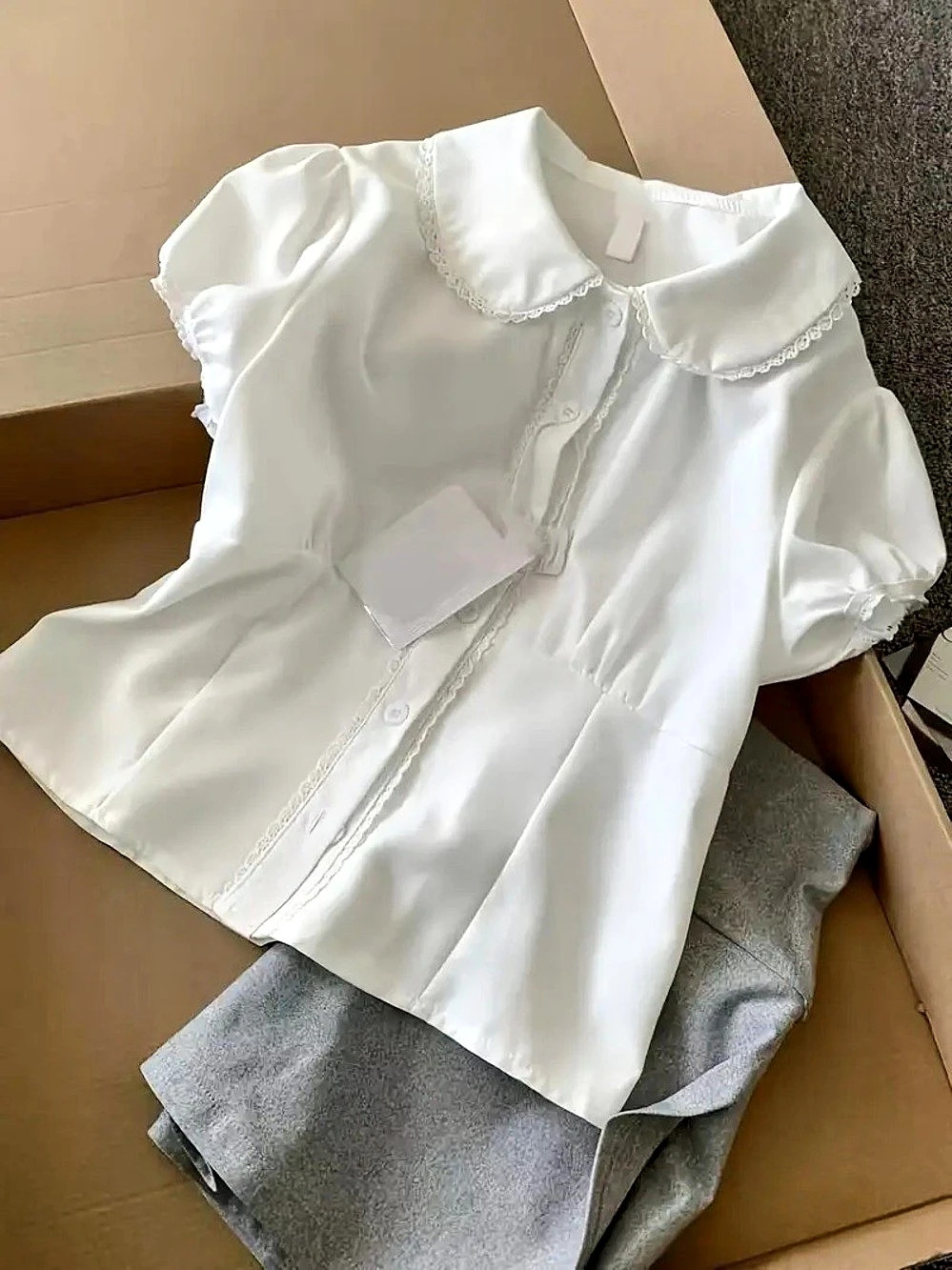 Girls White Lace Trim Blouse Size Medium
